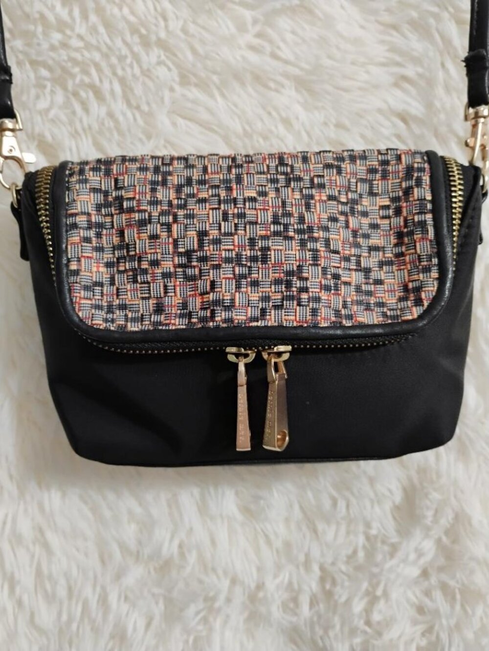Bernie Mev Black and Multicolor Woven Crossbody/Shoulder Bag EUC